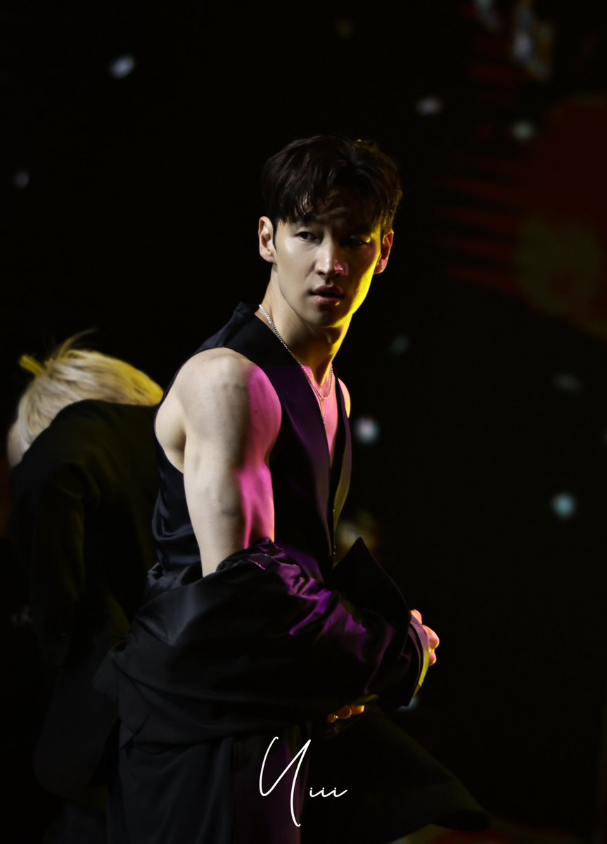 Eiioorich's tweet photo. 240602 FM

Omg！！！！！！！🥵

#이제훈 
#leejehoon https://t.co/SBvO6IZeA8