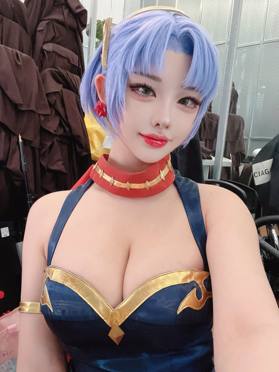 오늘은 <랑그릿사 5주년 감사제>에서
✨쉐리✨로 만나요!
이따 4시 15분, 5시 15분에 진행되는
인스타 라이브도 보러오세요~💕

#랑그릿사 #Langrisser https://t.co/du9bXC0en7