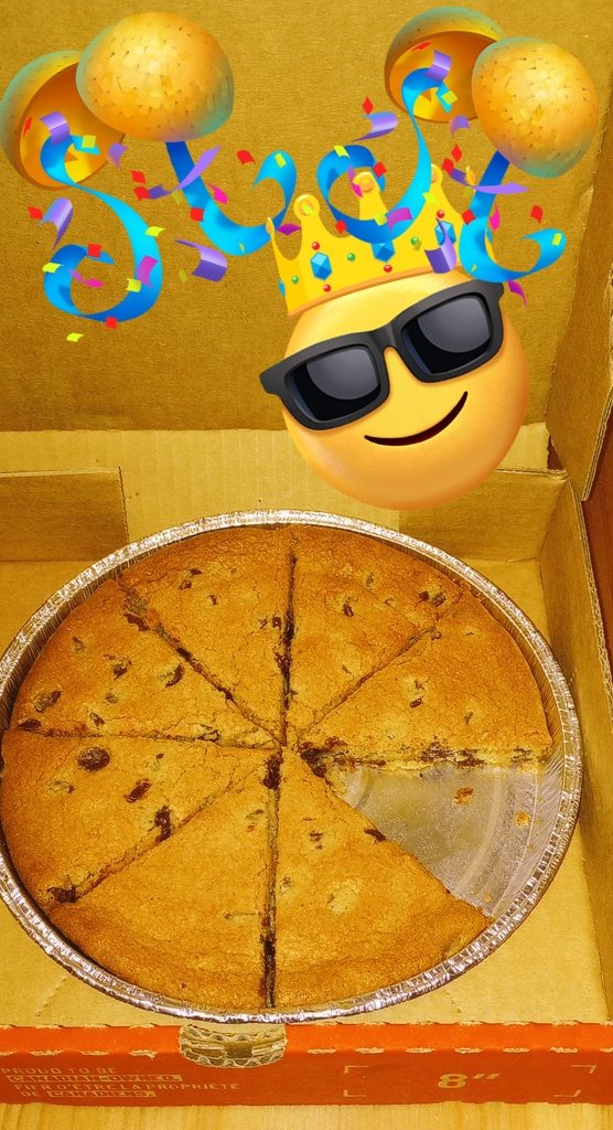Thanks <a href="/PapaJohns/">Papa Johns</a> for the free birthday cookie pie!!! It was really really great!!