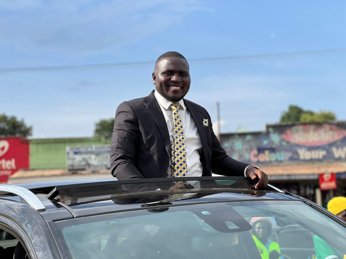 cptkile's tweet photo. Igara West welcomed @hon_boniface01 and @BalaamAteenyiDr with alot of strength and happiness longlive @mkainerugaba and @Patrioticleagu  @DaudiKabanda  PLU must shine to the fullest. Uganda is our home and we're to do the best for Uganda @byamanywohaj https://t.co/s2xH1GBVqJ
