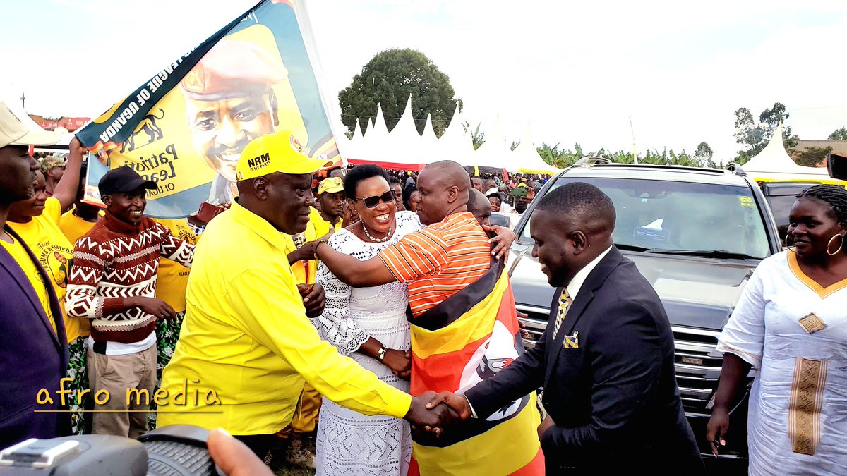 cptkile's tweet photo. Igara West welcomed @hon_boniface01 and @BalaamAteenyiDr with alot of strength and happiness longlive @mkainerugaba and @Patrioticleagu  @DaudiKabanda  PLU must shine to the fullest. Uganda is our home and we're to do the best for Uganda @byamanywohaj https://t.co/s2xH1GBVqJ