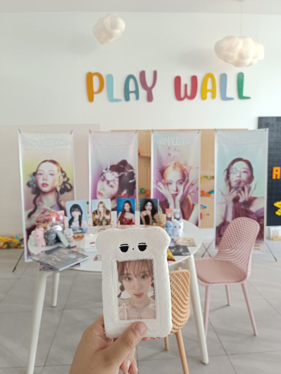 aespaWinterPH_'s tweet photo. Filo Winterbelles, We're here! ⭐
#AREA1117 #aespaMYPH #WinterPH @aespaMYPH https://t.co/fisZJyvAgO