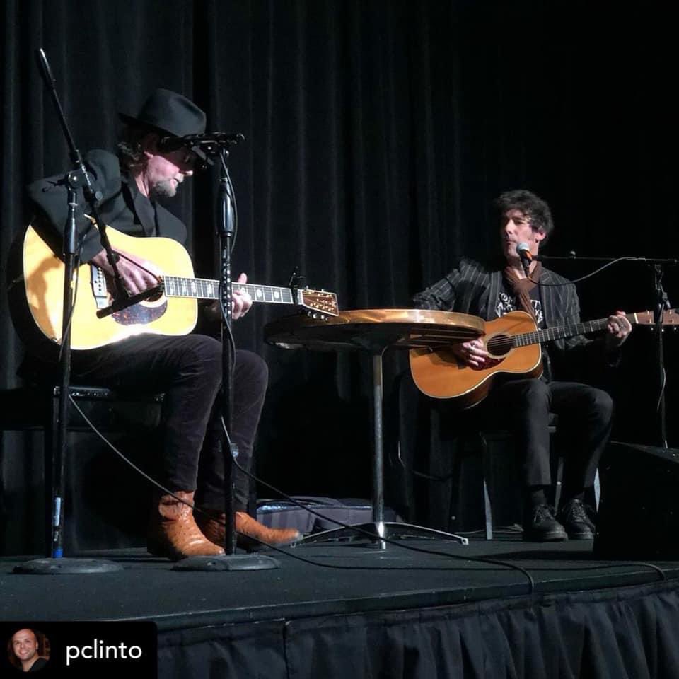 jeffslate's tweet photo. #OTD Playing “Knockin’ On Heaven’s Door” to close my “in conversation” with @RogerMcGuinn, the headline event at the 2019 World of #BobDylan Conference. #wobdc2019 #thebyrds #legend #martinguitar #martinstrings https://t.co/vLBcBOO6Ng