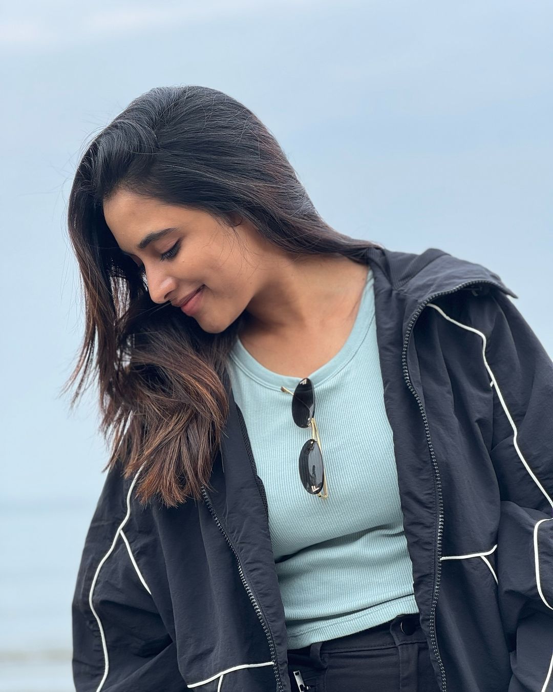 GPC6lpJbsAAYt69?format=jpg&name=large