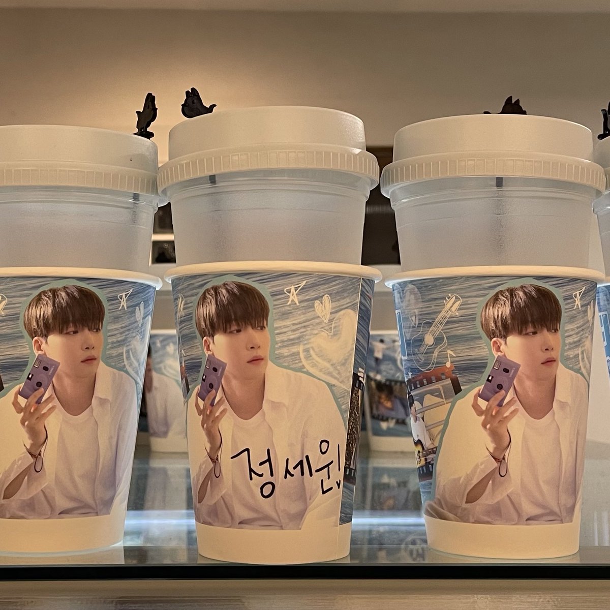 ppangsamo's tweet photo. 잘 즐기다 갑니다… 정세운 업고 튀어 ◠‿◠

#정세운 #JEONGSEWOON
#해피_세운데이세용
#싱어송라이돌의_센일파티로_초대합니다 https://t.co/CI2zETu76I