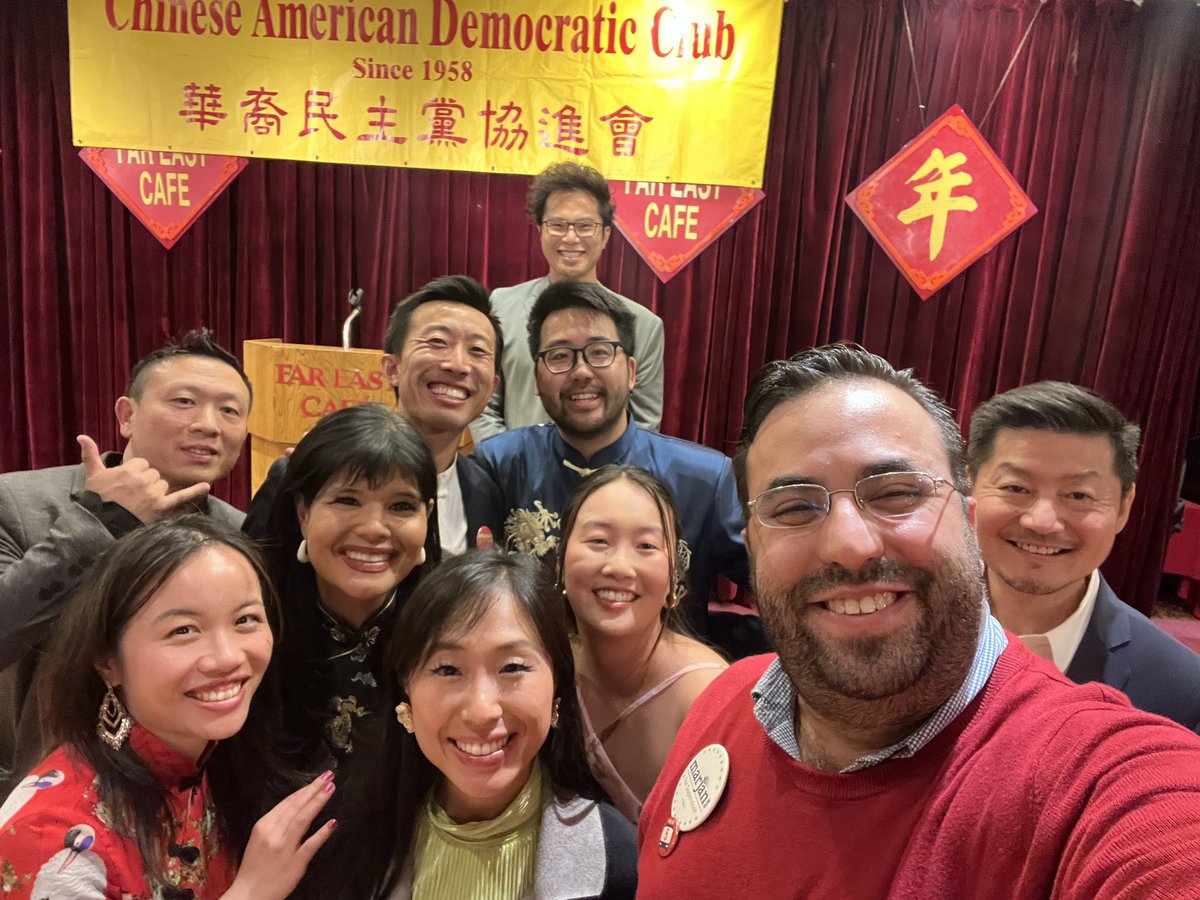 Bobakkabob37's tweet photo. @sf_richmond @SFyimby @sfbos @DannySauter @coreysmith_17 @Julio_Buendia_ @meandrews01 @alondraesqg @JoeyReneeOkay @Scott_Wiener @wafoli @bilalmahmood @JoeSangirardi @CivicJoyFund @SFYD @SFMTA_Muni @Gumbosocial @dontayeball @SFjoaquintorres @DavidChiu @MattHaneySF @LondonBreed @DanielLurie @JoaquinTorresSF @sfoewd @sf_cadc @chasellee @ManKitLam4 @sfronnie @ParagGuptaSF @sharonlaiishere @BrookeJenkinsSF @RobBonta @MarjanPhilhour @NancyTungSF @MikeChenSF Couldn’t leave without getting my friends from #DearCommunity together for a quick photo. Much love to Amy, Jade, Jonathan, Julia, Forrest, Phillip and all the other officers of this fine organization working to make a meaningful difference in the API communities of SF https://t.co/bIDTPLqXYd