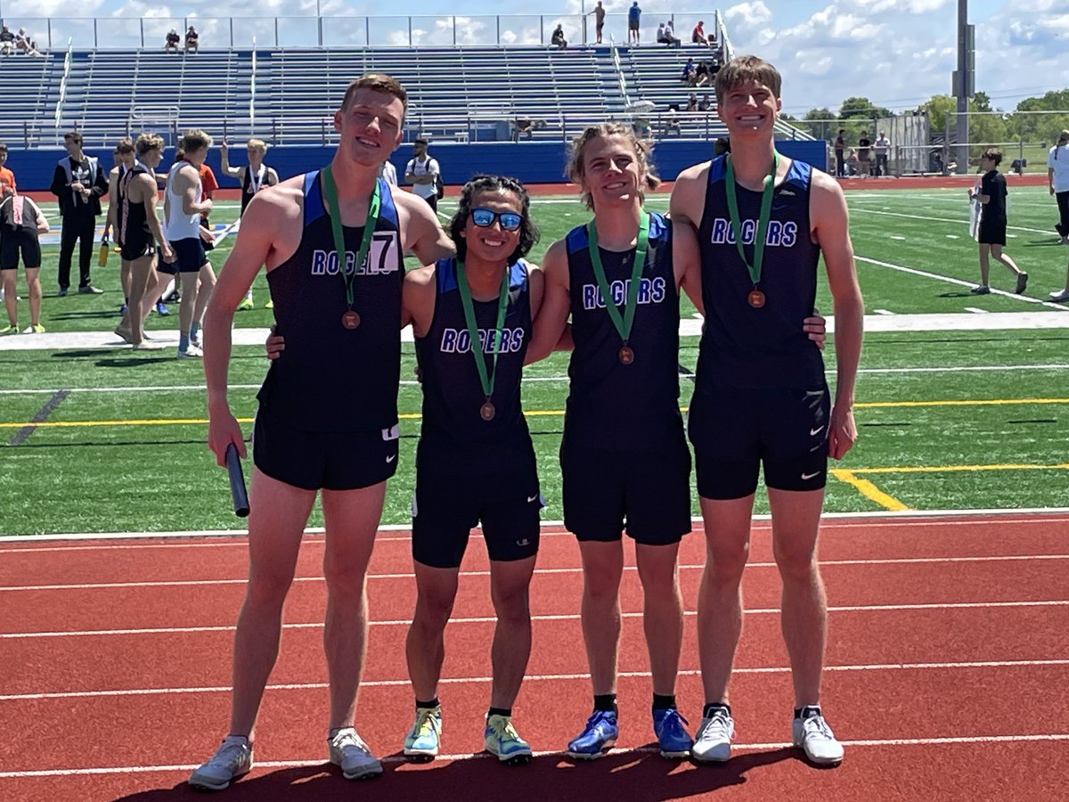 RogersRoyalsTF's tweet photo. Section Finals🏅 Podium Pics🏅It Truly was a Great Day to be a Royal…
4x800 AJ B, Micah K, Spencer F (5th); 4x800 Lauren B, Emily H, Cara B, Clara M (5th) https://t.co/EhzipFtmji