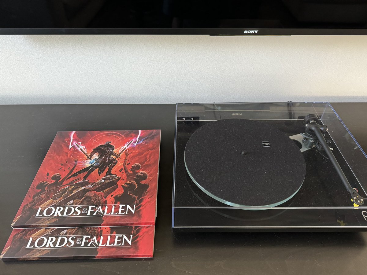 Received my Lords of the Fallen soundtrack on vinyl today. Both versions (color and black) are gorgeous! Thank you <a href="/Laced_audio/">Laced</a> 😀