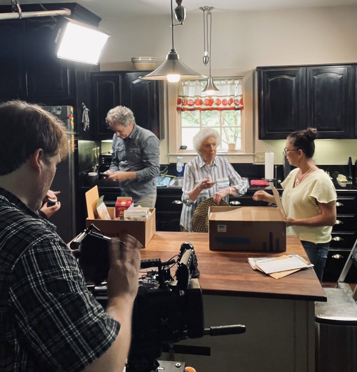 MomoSummerfield's tweet photo. First day of #filming #ThatsMyHouse is in the books! Doing it again tomorrow. So proud of that alter area that we put together today. 
@ClintTill 
#filmproduction #filmmakers #localindiefilm
#artdepartment #propwork https://t.co/Vear8bAB2Y