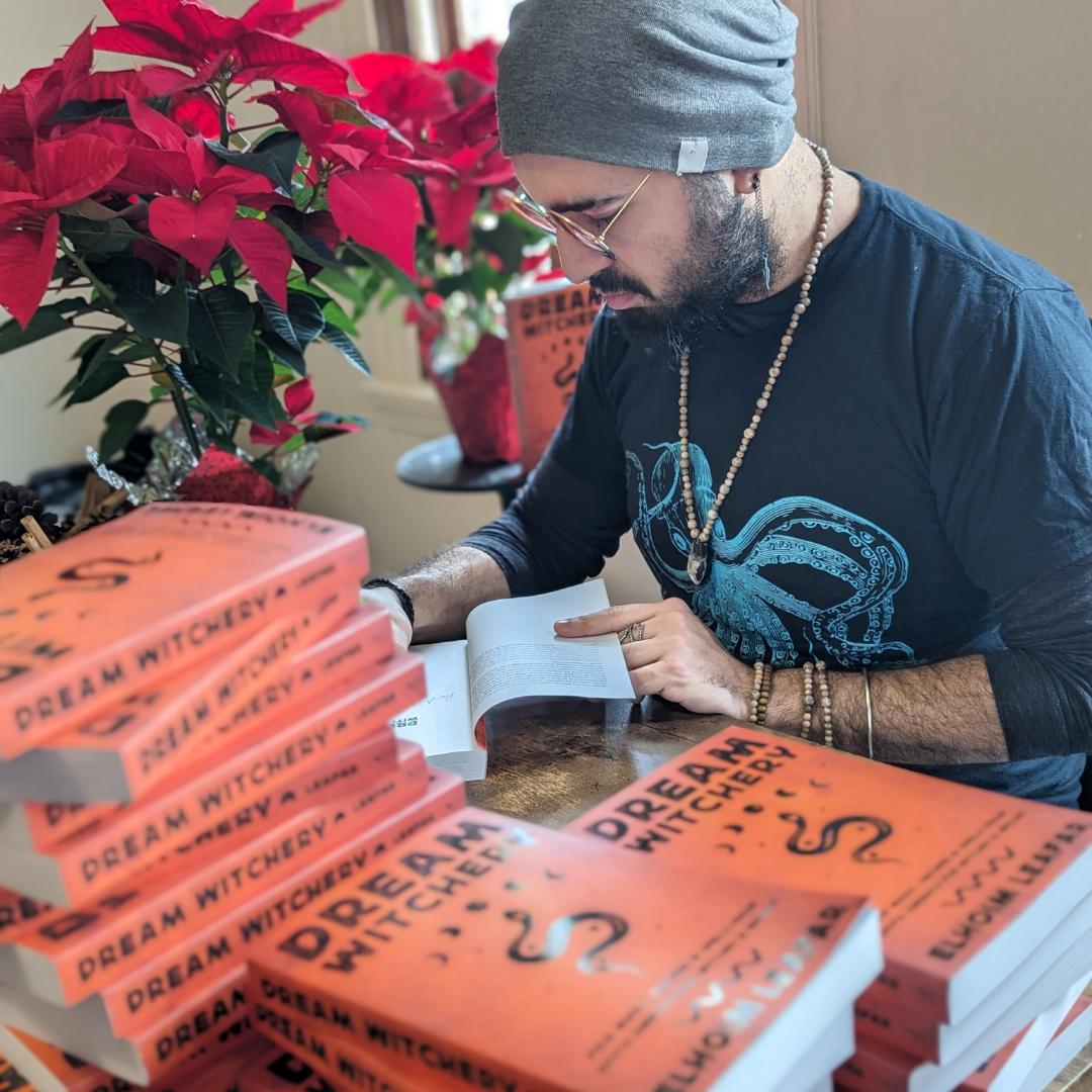 ElhoimLeafar's tweet photo. Thank You @LlewellynBooks @heathergreene01 & @covrorg x This!
Thanks to @davidagnino for illustrating my book. Just as THANKS to EVERY author, designer, writer, and store owner supporting DREAM WITCHERY π§‘
#QueerWitch #GayWitch #ImmigrantWitch #Immigrants https://t.co/Q6PLaiPLXj