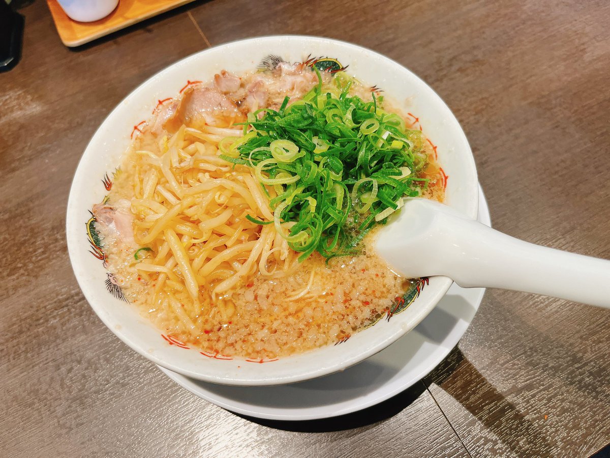 Xx94071106's tweet photo. 油断しまくって食べ過ぎてたので8月までダイエット頑張ろうと思います🥑ダイエット中の方頑張りましょう🤝

#産後ダイエット
#ママ垢さんと繋がりたい
#ダイエット
#筋トレ https://t.co/zsmphR9KEQ