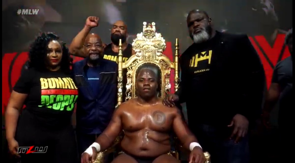 NYCFranchise718's tweet photo. BOMAYE IS STILL FOR THE PEOPLE! @Alex_kane11 defeats @AJFrancis410 in the RITUAL COMBAT MATCH… #MLW #BattleRiotVI https://t.co/gN6zNcECBC