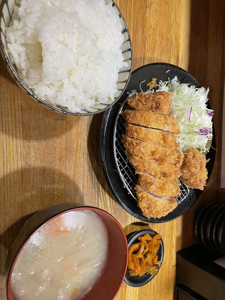 TnbFire17260's tweet photo. 元気に活動してます。食べ歩き https://t.co/zYvdYu6hKQ