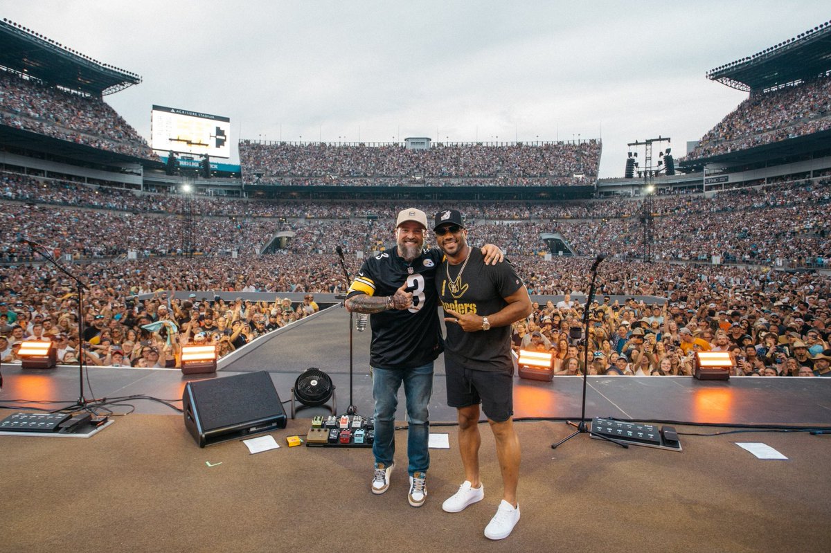 Bob Pompeani tweet media