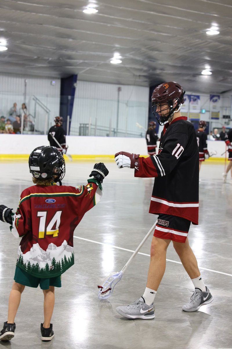 silvertipslax's tweet image. The Silvertips are excited to have the Rockyview U9 Knighthawks out to our game tonight! Thanks for coming and good luck with the rest of your season! #defendtheden #minitips #minorlacrosse #rockyview @RageRVLA @calgarylax @RMLaxL