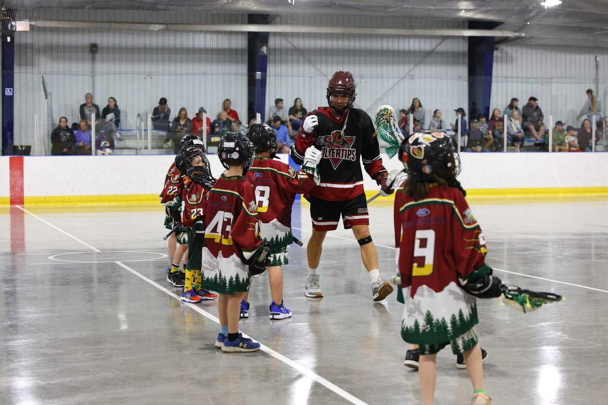 silvertipslax's tweet image. The Silvertips are excited to have the Rockyview U9 Knighthawks out to our game tonight! Thanks for coming and good luck with the rest of your season! #defendtheden #minitips #minorlacrosse #rockyview @RageRVLA @calgarylax @RMLaxL