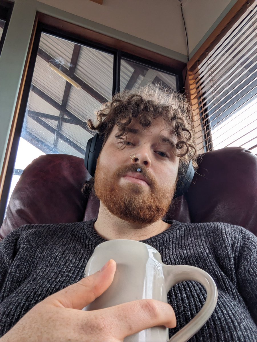 StrongGenderFemme tweet media