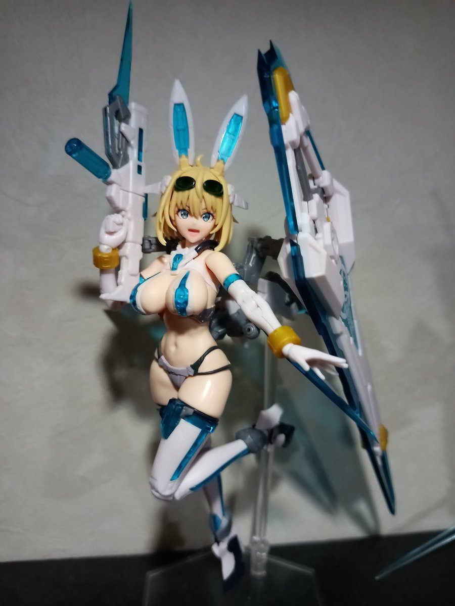 V91044337's tweet photo. ソフィアちゃんの武装が出来たので投下〜
おpayだけじゃなくて武装も大ボリュームで最高ですね
色んな形態に出来るからどのモードで飾るか迷っちゃいますね〜
#かなラボ投稿 https://t.co/qHCD11elKR