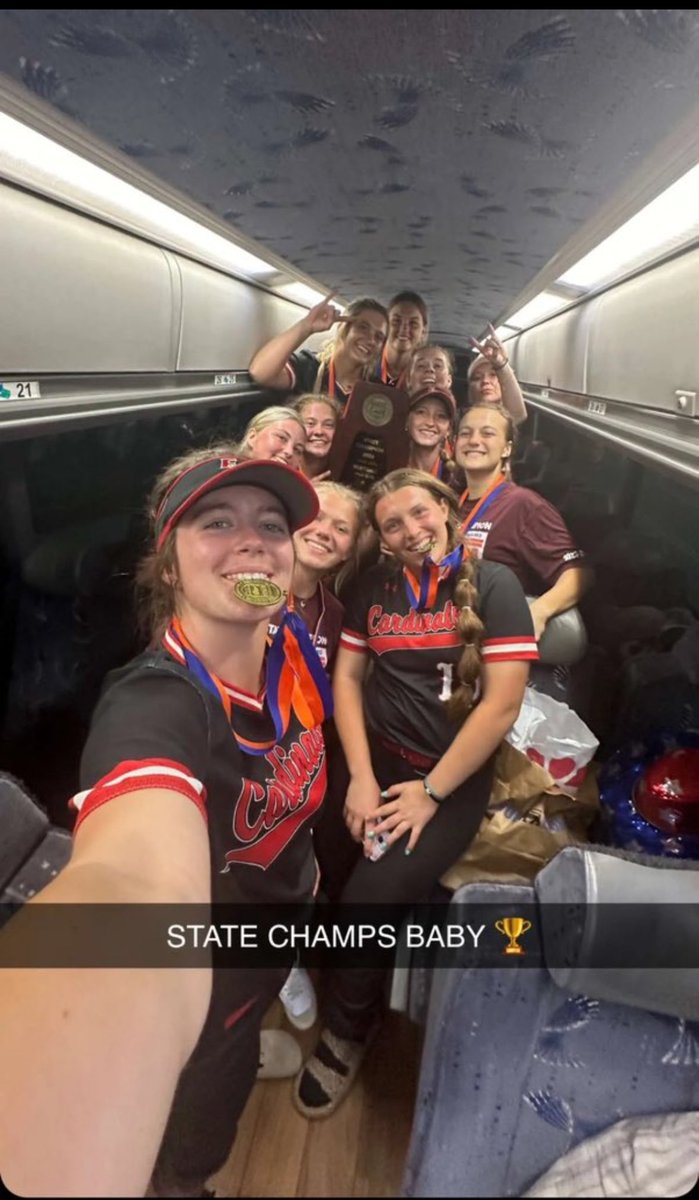 JHutch2024's tweet photo. STATE CHAMPIONS BABY!! i’m so blessed to be apart of this team and go out with a bang! i’m so proud of this team! @eastwilkeshigh @Org_LLG @ewilkessoftball @NCHSAA @HighSchoolOT https://t.co/epaS50aDSU