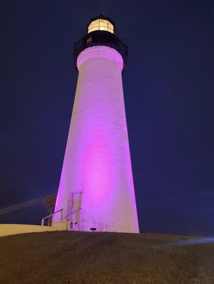 The Port Isabel Lighthouse is lit in purple tonight for the State Champion Weslaco Lady Panthers 😃🥎 #rgv #puro956 #weslaco #rgv #uilsoftball #uil