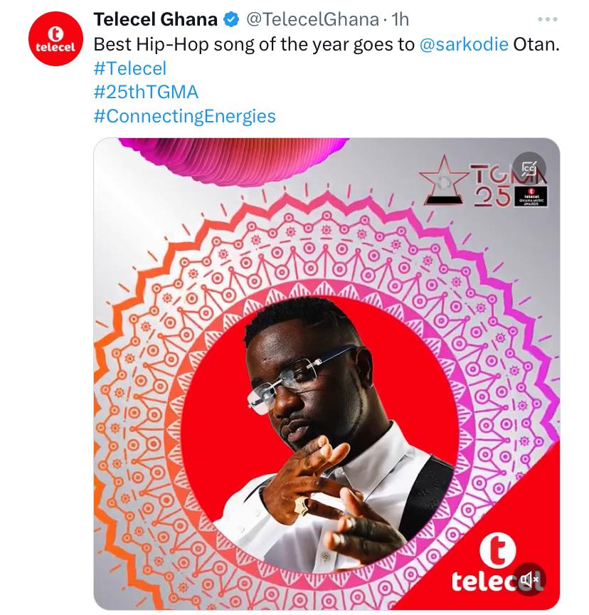 Angeltv_Gh's tweet image. King Sark wins Best Hip PoP song of the year.
#ABNGhana #AdonkoNextLevel #adonko2fingers