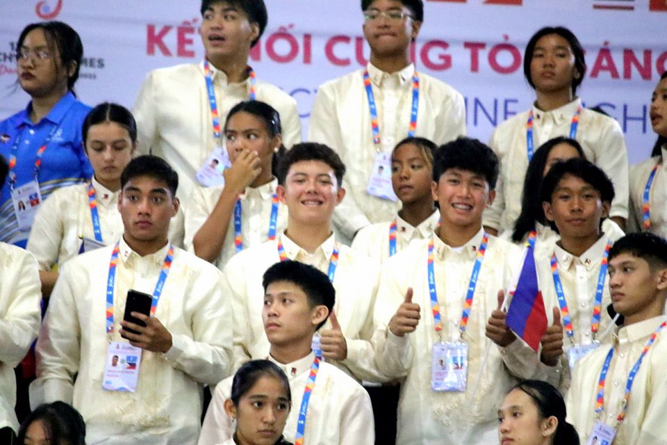 OneSportsPHL's tweet image. ICYMI | 119 Filipino athletes headed by flag-bearer Micaela Mojdeh participated in the parade of nations to kickstart the 13th ASEAN Schools Games held in Da Nang, Vietnam. 

#ASG13

📸 Instagram | @phil.sportscommission