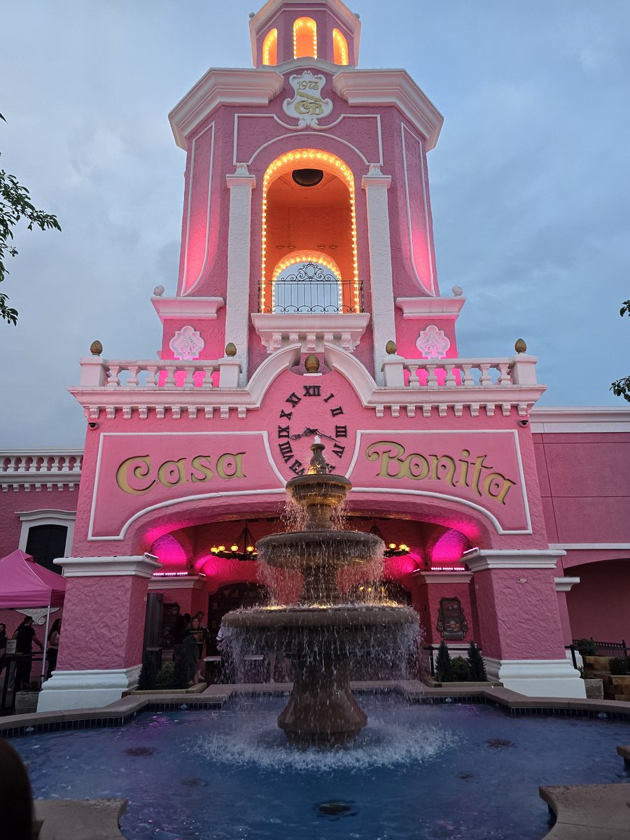 LinzStrud's tweet image. Denver friends, IYKYK #CasaBonita #I🤎Denver