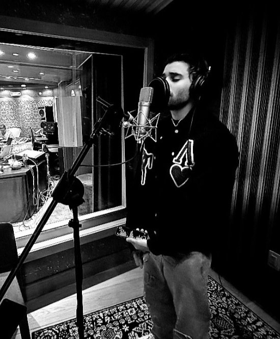 erickxcandy's tweet image. Holaa, nosotras somos las candys un grupito de 9 fans alrededor de latinoamerica, unidas por el amor y apoyo incondicional hacia Erick. Nos esperan momentos muy lindos junto a él, y estamos listas para darle nuestro apoyo ❤️‍🩹

INTEGRACIÓN EB STAN 
@ebcshines @erickbriancolon