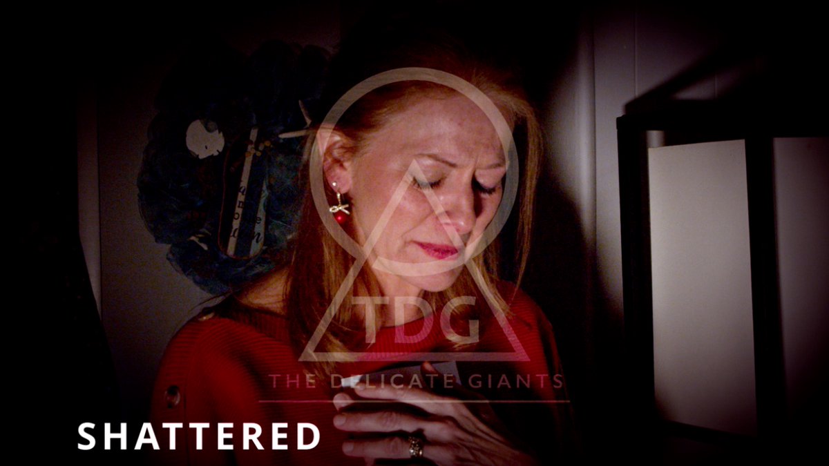 I am thrilled to announce that I have joined an incredible new band called The Delicate Giants!  Tonight, we are releasing the video for our latest song, "Shattered," on our YouTube Channel. 

🔗 youtu.be/4nV855Gn8W8