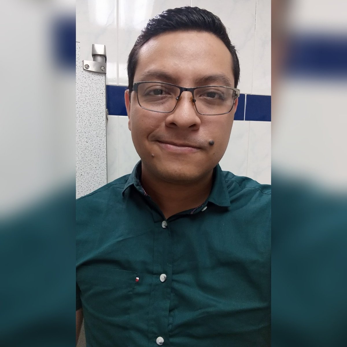 Clementjoelr's tweet photo. #NuevaFotoDePerfil https://t.co/MUqLwEJ0eT