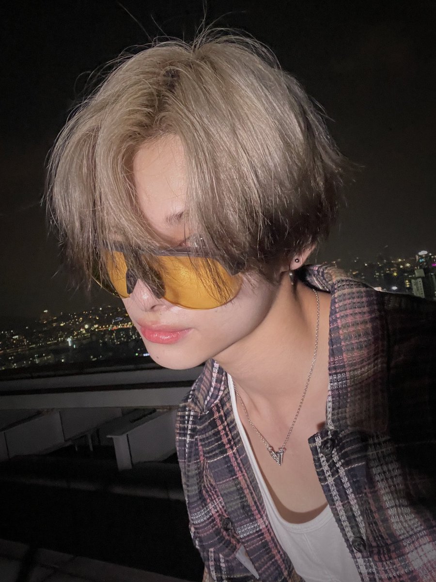 — restarting 🖇️ 

hey, yuki here 👋🏻 i'm currently looking for interactive filo moots. 

- not new to #stantwt and #kpoptwt 
- any fandom will do ! 

♡/↻ are v appreciated, thank you ! ^^