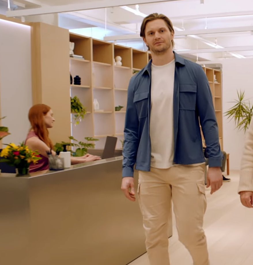 CoaxiumTrader's tweet photo. @OhRyanMead No chance cargo pants 😂 https://t.co/2WKerE2eEd