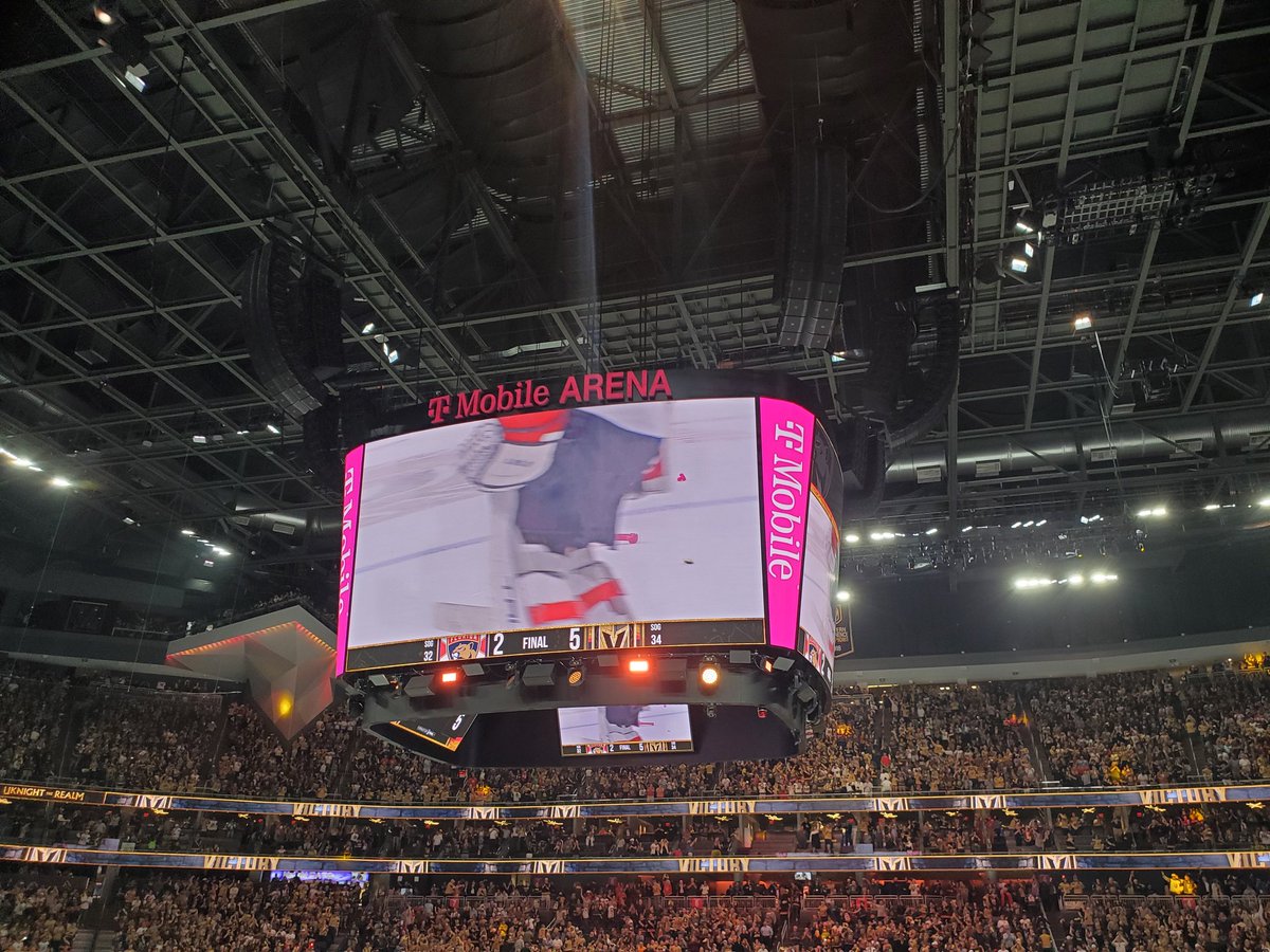 1 year ago today....

#Flashback #VegasGoldenKnights #VegasBorn #NHL