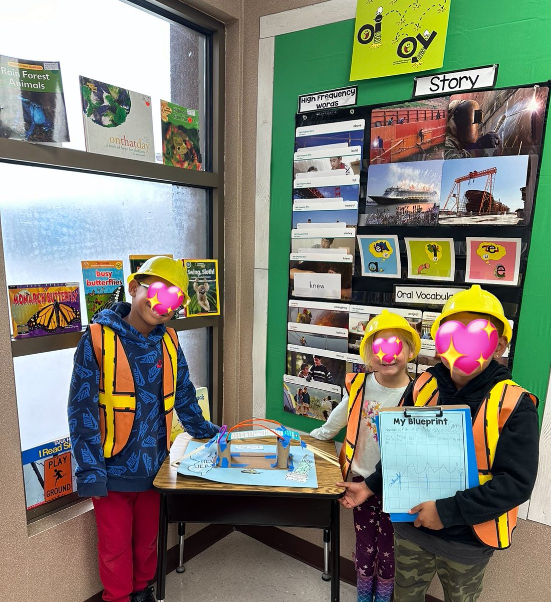 MrsLeeneth_G's tweet photo. These wonderful scholars had a blast designing &amp; building their bridges! 🩷#engineersofthefuture 👷‍♀️🌉🧱📋👷‍♂️ https://t.co/R8L8tPEb1E