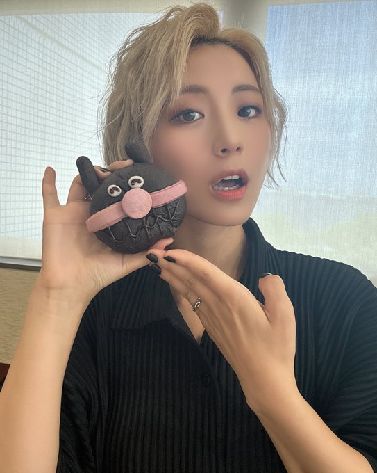 Twitterのコスプレ画像3