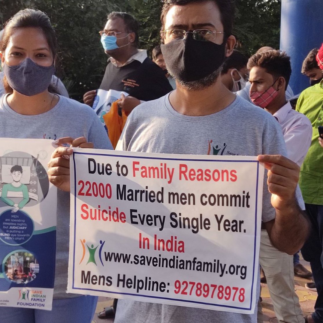SamSiff's tweet photo. So many Men doing suicide .

What is out society doing about it??

Are only courts and police responsible??
Or the main culprit is “We” who are totally into gynocentrism. https://t.co/uYczbjMJ6c