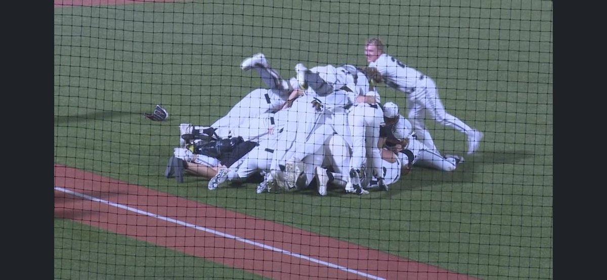 Willard Athletic Booster Club tweet media