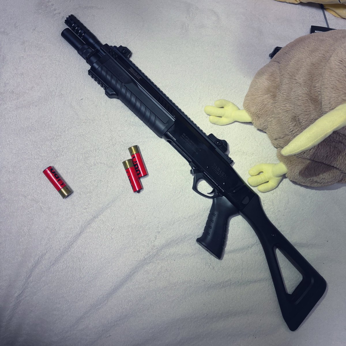 be_be_624's tweet photo. おはよー
初めてガスコキショットガン買った
STF12!
タクテコーでゴツくてかっこいい!
想像より重かった
⁽⁽(ી₍₍⁽⁽(ી( ˆoˆ )ʃ)₎₎⁾⁾ʃ)₎₎
パンパァアクションッ!!!
#軍拡報告
#エアガン
#サバゲー #ガスガン #サバゲーマーさんと繋がりたい #ショットガン #stf12
#おはようVtuber? https://t.co/a5bQczz4oZ