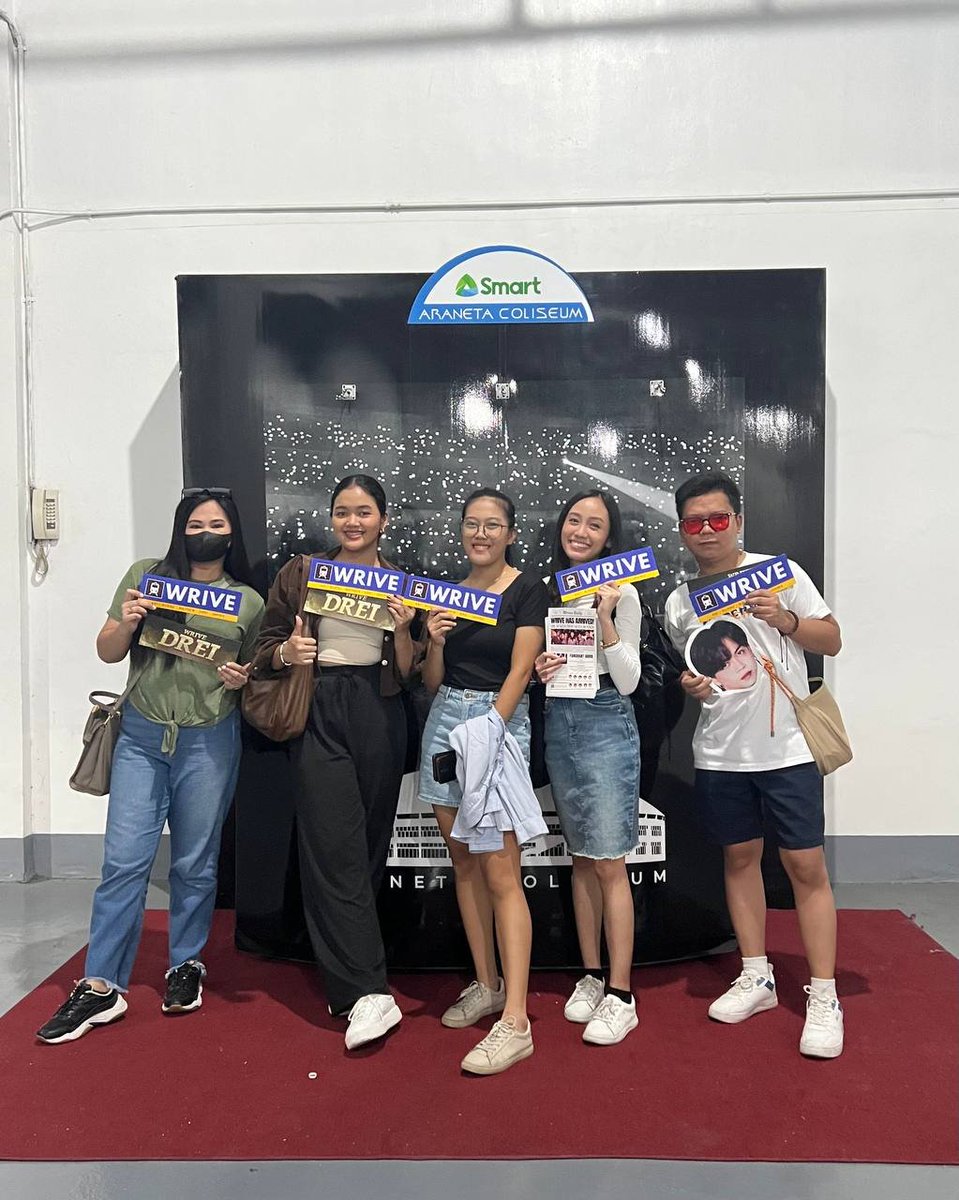 SUPER FAN MODE ON! 🔥

We are more than ready to cheer for #WRIVE for today's All Star Games! WRIVE stans, you can also shout your support out loud using our tags for today!

WRIVE GAME ON  

#WRIVEatAllStarGames2024 
#StarMagicAllStarGames2024