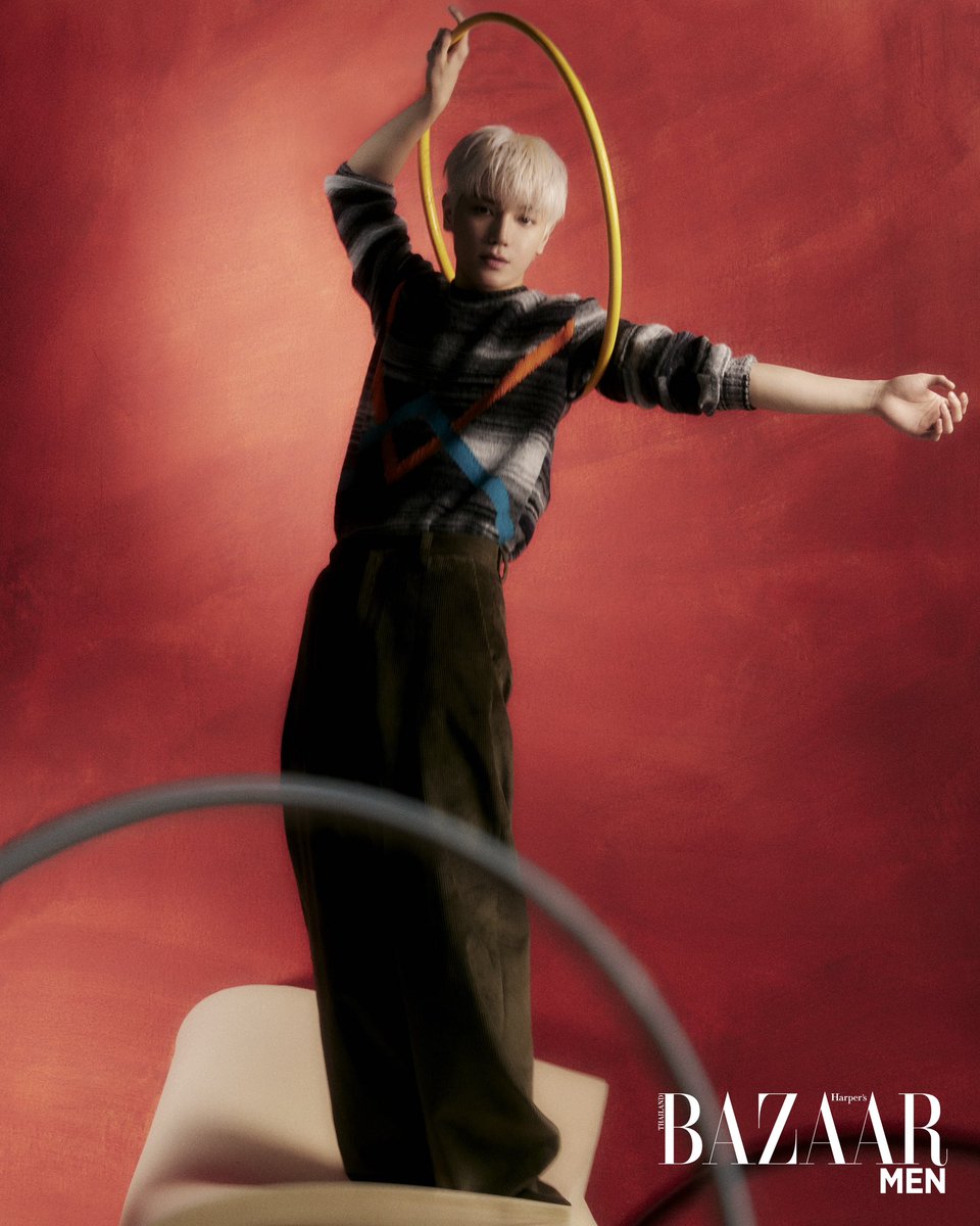 “ทุกคนทำ ได้ดีมากแล้ว ดังนั้นไม่ต้องกังวลอะไรและสนุกไปกับช่วงเวลานี้!ดูแลสุขภาพของตัวเองและมาทำการแสดงที่ยอดเยี่ยมด้วยกันต่อไปเถอะ! ดูแลคนรอบข้างให้มีความสุขและรู้สึกขอบคุณอยู่เสมอนะ” ส่วนหนึ่งของบทสัมภาษณ์ไอดอลหนุ่มมากความสามารถ LEE TAEYONG จากวง NCT

#BAZAARMenThailandxTaeyong