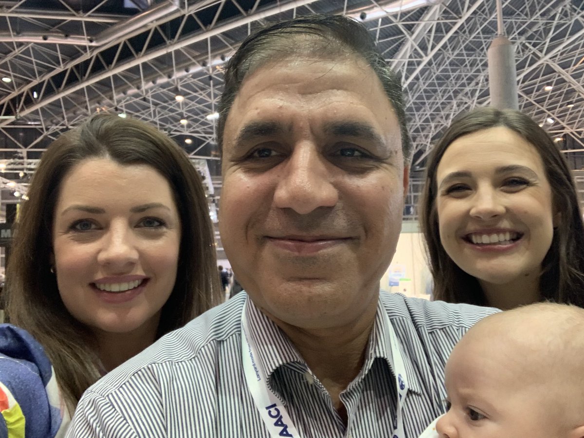 lisabegan tweet media