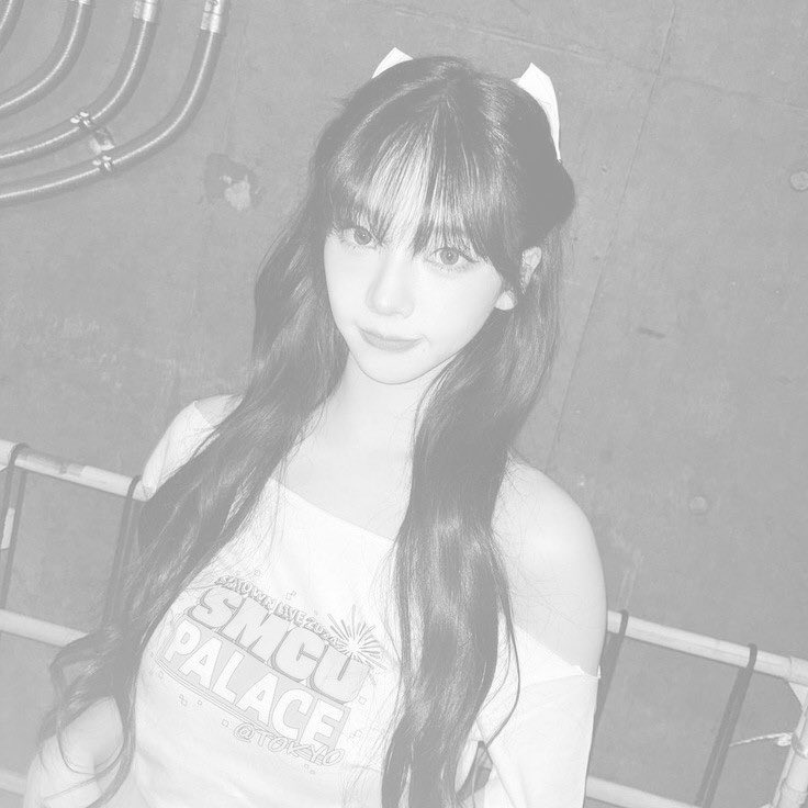 plysdaout's tweet photo. ⠀⠀ ⠀ ⠀ ⠀⠀ 甘い毒 ─── 🪽
⠀ ⠀⠀ ⠀𝐬͟𝐚g𝔢̵⠀⠀ https://t.co/EuQrHMSJWp
Llegando tarde pero seguro a #CartitasNight. Un poco nerviosa y emocionada por conocerlos a todos. Happy #BorderOpening, y'all. https://t.co/nvHcp1hasX