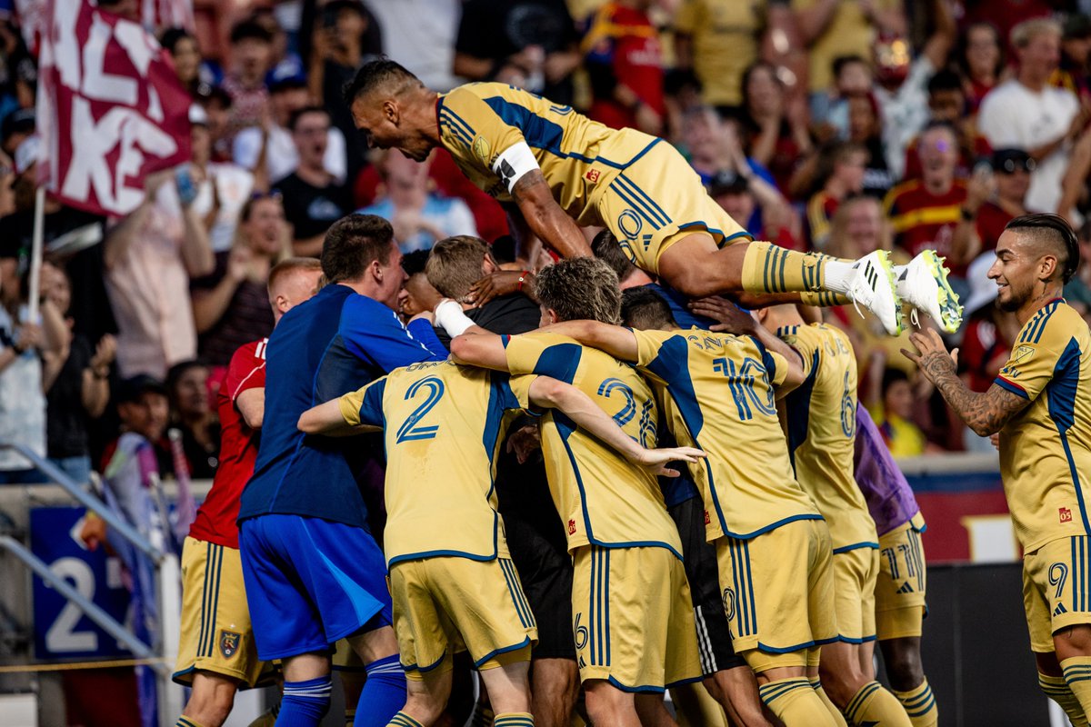 tombogert's tweet photo. Real Salt Lake thrashing Austin FC 5-0. Cruising at the top of the Western Conference. A masterclass from front office. And Pablo Mastroeni.

Since 2023, they signed:

- Chicho Arango
- Brayan Vera
- Carlos Gomez
- Emeka Eneli
- Alexandros Katranis
- Fidel Barajas
- Matty Crooks https://t.co/kqGo0WoYFz