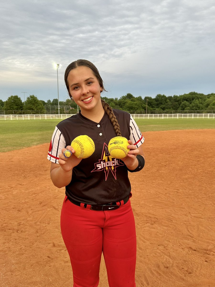 MaddyPeterson8's tweet photo. The @Shock_Fastpitch won the diamond classic in Anderson, SC this weekend.

My stats:
.715 BA
.750 OBP
2.464 OPS
2 HRs https://t.co/aTECvoaueV