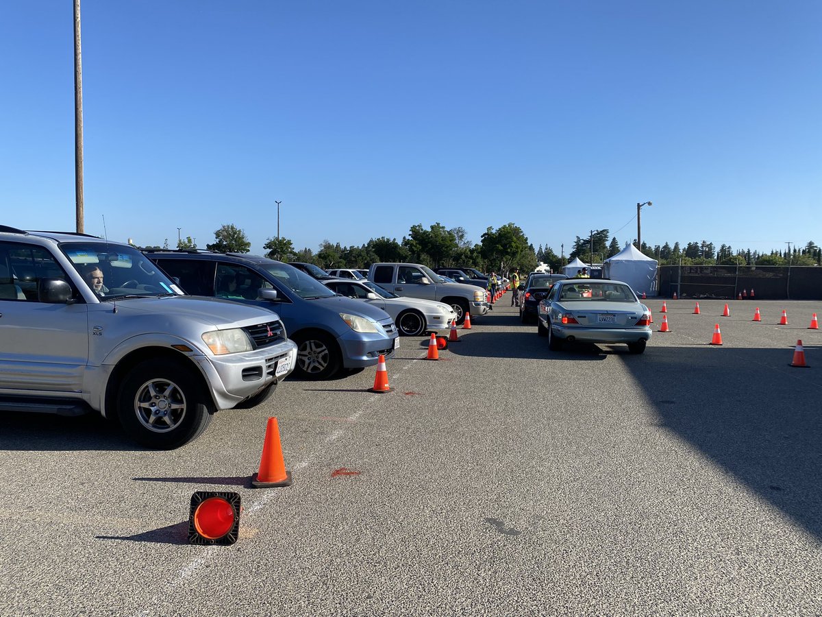 ValleyCAN's tweet image. 245 families came out for free smog repairs! Another great event made possible by @ValleyAir 👏🏼 Shout out to @AreYouEVReady for doing test drives and educating the families on #EVs &amp;amp; #PHEVs! Until next time Turlock! NEXT UP, we are heading to #LEMOORE on 6/22! 

#CleanCars4All