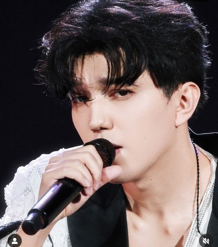 Adelma30513806's tweet photo. 💕#DimashQudaibergen is the Perfection!!! #TheStoryOfOneSky #Omir #WhenIHaveGotYou  #AveMaría #TogetherByDimash #ElAmorEnTí #Smoke #Weekend   #Stranger #YourLove    @dimash_official.                          🎼🪷🎼 https://t.co/Y6EZdXehsF