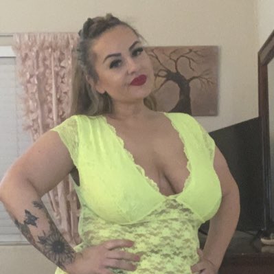 #NewProfilePic https://t.co/12iBcyiuvo<a href="/tag/newprofilepic"class="tags">#NewProfilePic</a>