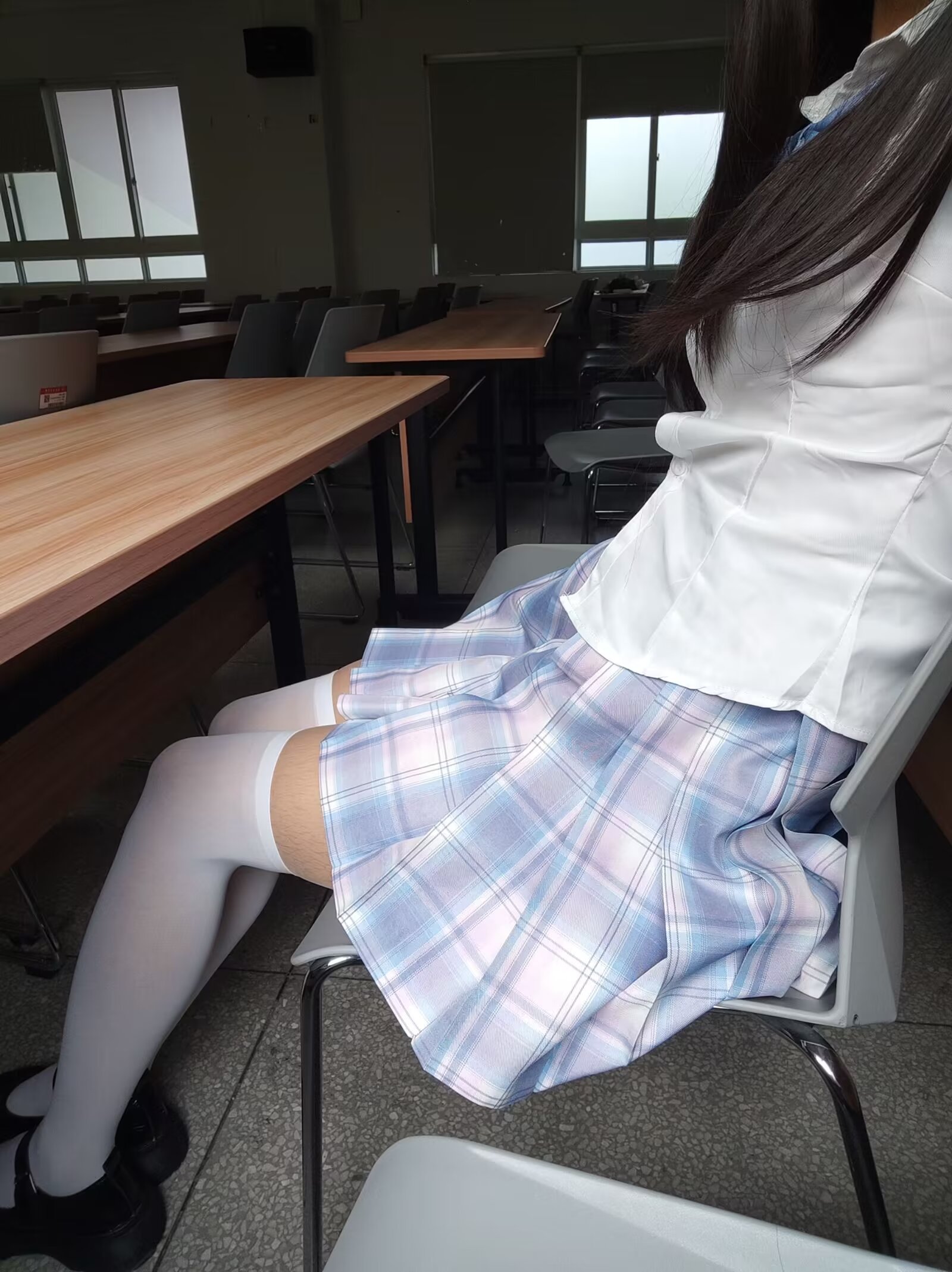 jk 露出 教室 XユーザーのSakuraさん: 「在教室露出 #JK https://t.co/eOcwTwMQVd」 / X