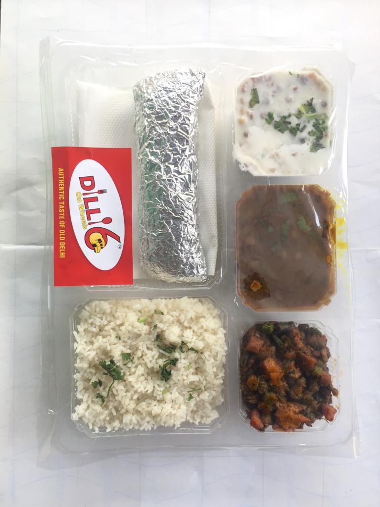 Dilli6Onwheel_s's tweet photo. #dilli6onwheels
 
Multi Cuisine Restaurant 
Corporate Caterings
Veg Food Rs.400/- Per Plate
Non-Veg Food Rs.600/- Per Plate

Corporate Orders
Veg Thali Rs.99/-
Non-Veg Thali Rs.149/-

Order online food on
#Swiggy &amp; #zomato

#gurugram #fooddelivery
#delhincr #delhi #trendingreels https://t.co/vVGDoxZswV