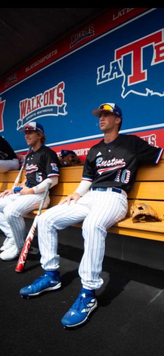 Man these two have been through it all together. Today was their last day as teammates, but they will be family forever!  ❤️